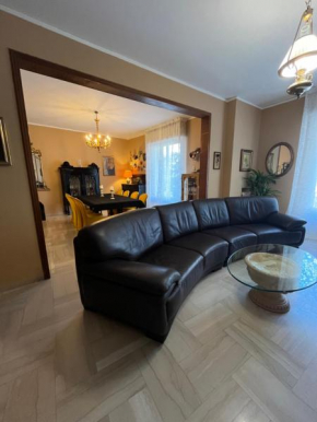 La Lírica home